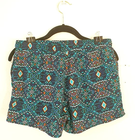 Cato Boho Print Shorts - Picture 2 of 6